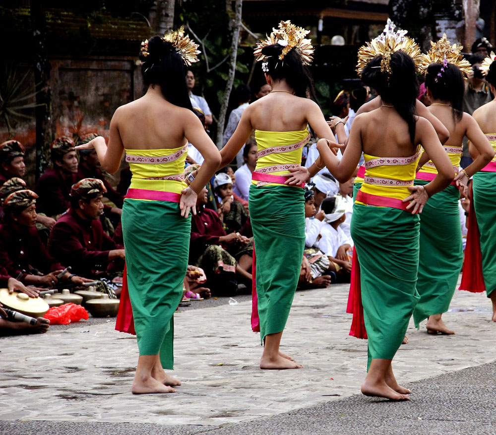 bali ples ceremonija