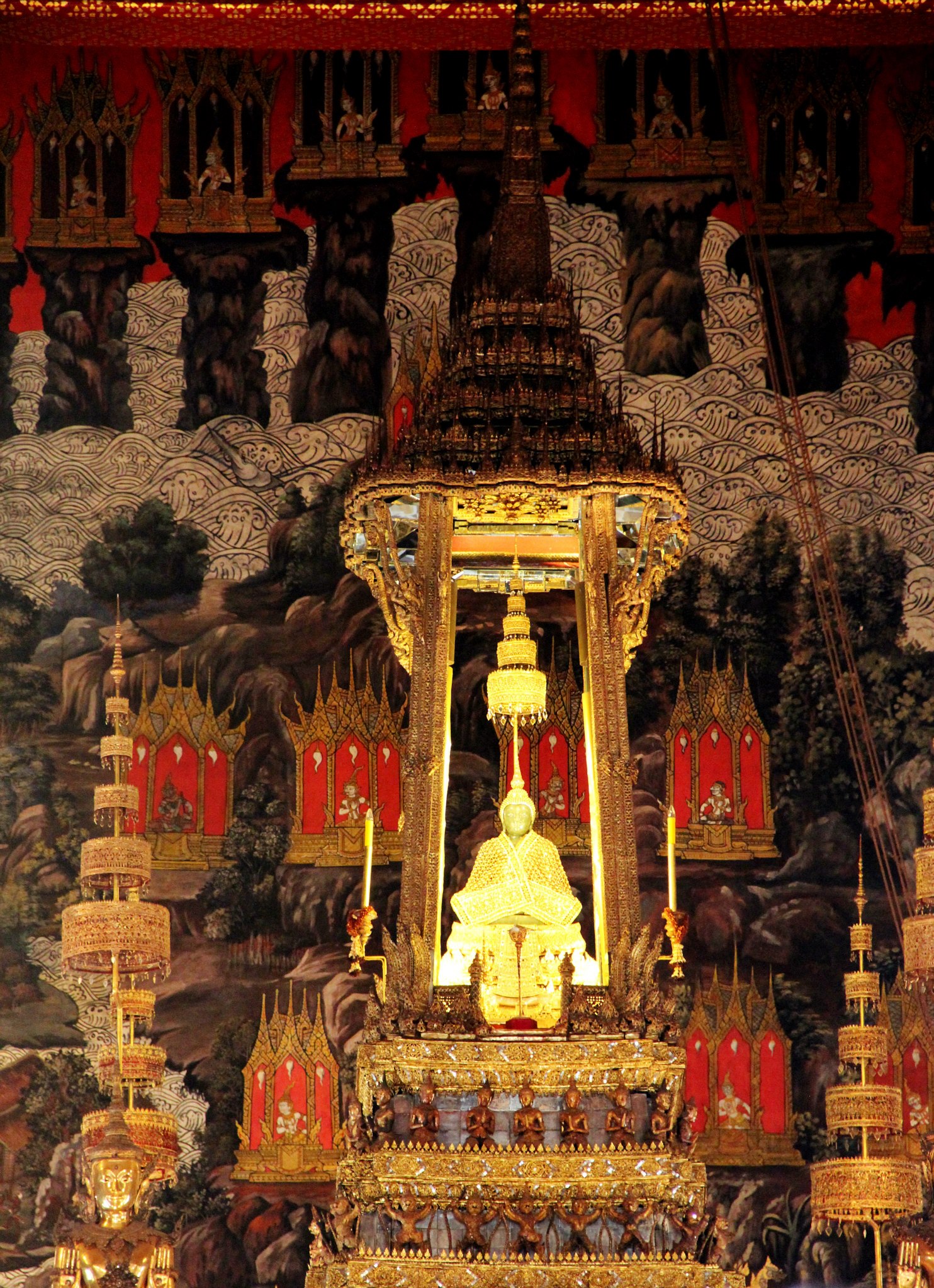 Zlatni Buda Smaragdni Buda